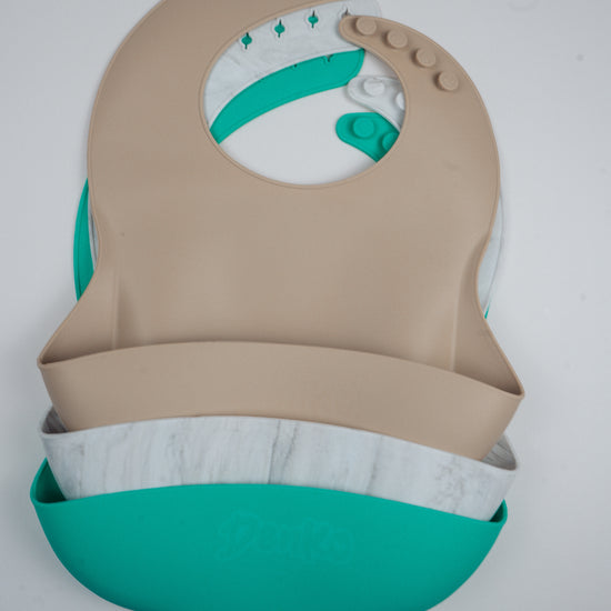 Minimalist Silicone Bib (3 Colors)